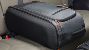 VPLES0573 - Land Rover SEAT BACKPACK
